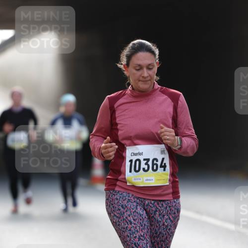 05.10.2025 - 20. swb-Marathon Bremen Michael Strokosch http://msf.ph/oto/9208650 05.10.2025 11:06:16 Laufen 10364, 02374 meine-sportfotos.de