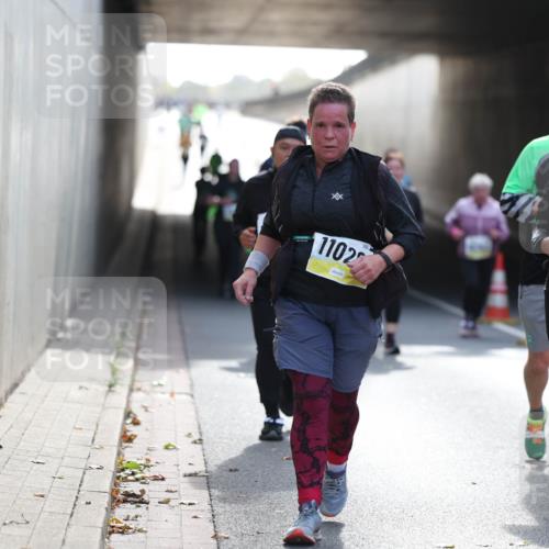 05.10.2025 - 20. swb-Marathon Bremen Michael Strokosch http://msf.ph/oto/9208661 05.10.2025 11:08:49 Laufen 1102, 96 meine-sportfotos.de