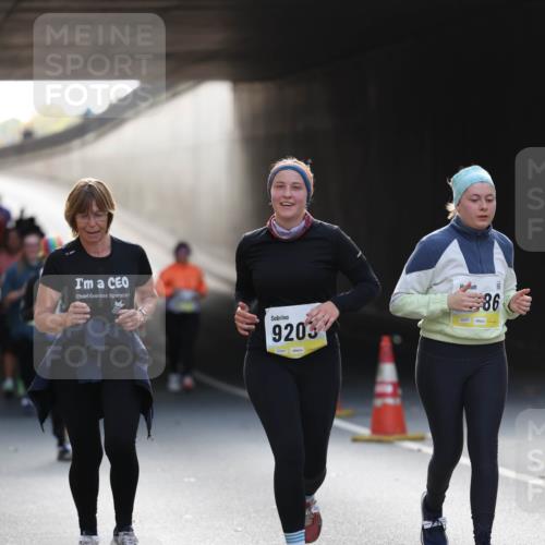 05.10.2025 - 20. swb-Marathon Bremen Michael Strokosch http://msf.ph/oto/9208668 05.10.2025 11:06:19 Laufen 9203, 02447, 86 meine-sportfotos.de