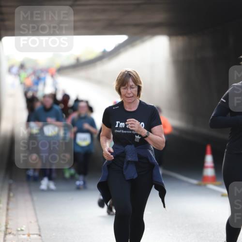 05.10.2025 - 20. swb-Marathon Bremen Michael Strokosch http://msf.ph/oto/9208674 05.10.2025 11:06:20 Laufen  meine-sportfotos.de
