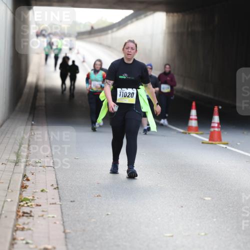 05.10.2025 - 20. swb-Marathon Bremen Michael Strokosch http://msf.ph/oto/9208714 05.10.2025 11:08:59 Laufen 11020, 930 meine-sportfotos.de