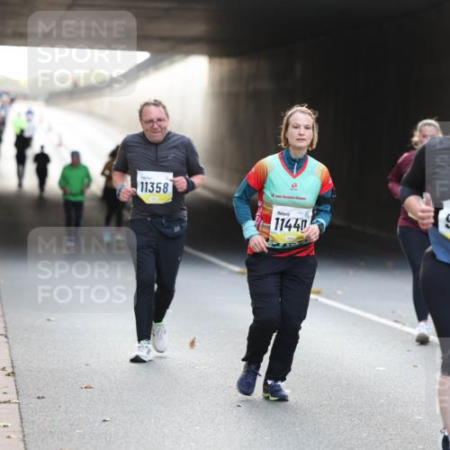 05.10.2025 - 20. swb-Marathon Bremen Michael Strokosch http://msf.ph/oto/9208728 05.10.2025 11:09:07 Laufen 11358, 20, 11440, 9838 meine-sportfotos.de