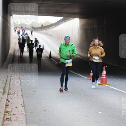 05.10.2025 - 20. swb-Marathon Bremen Michael Strokosch http://msf.ph/oto/9208750 05.10.2025 11:09:15 Laufen 10759, 10450 meine-sportfotos.de