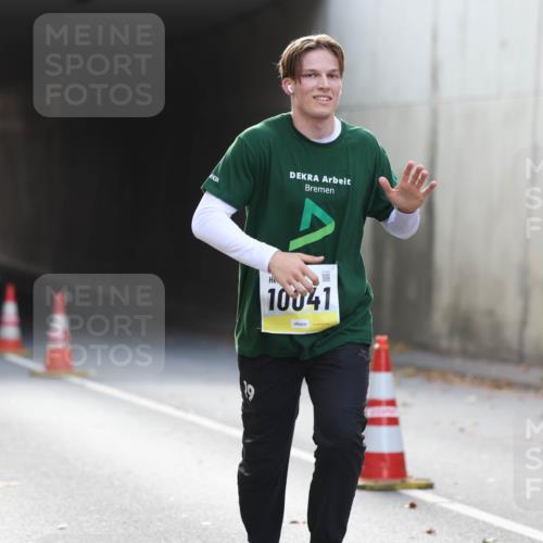 05.10.2025 - 20. swb-Marathon Bremen Michael Strokosch http://msf.ph/oto/9208757 05.10.2025 11:06:39 Laufen 10041 meine-sportfotos.de