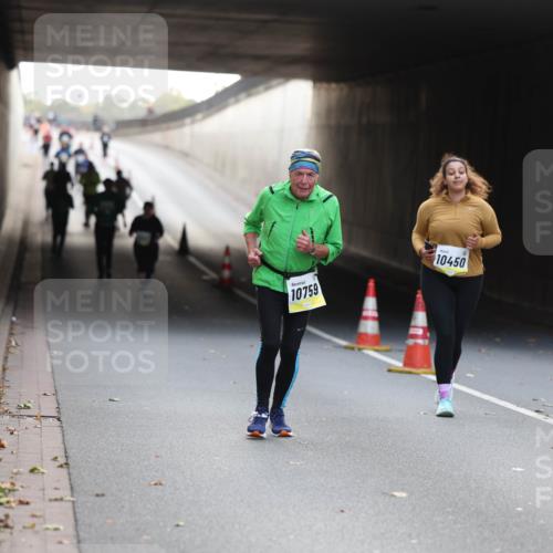 05.10.2025 - 20. swb-Marathon Bremen Michael Strokosch http://msf.ph/oto/9208761 05.10.2025 11:09:17 Laufen 10759, 10450 meine-sportfotos.de