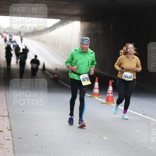 05.10.2025 - 20. swb-Marathon Bremen Michael Strokosch http://msf.ph/oto/9208764 05.10.2025 11:09:17 Laufen 10759, 10450 meine-sportfotos.de