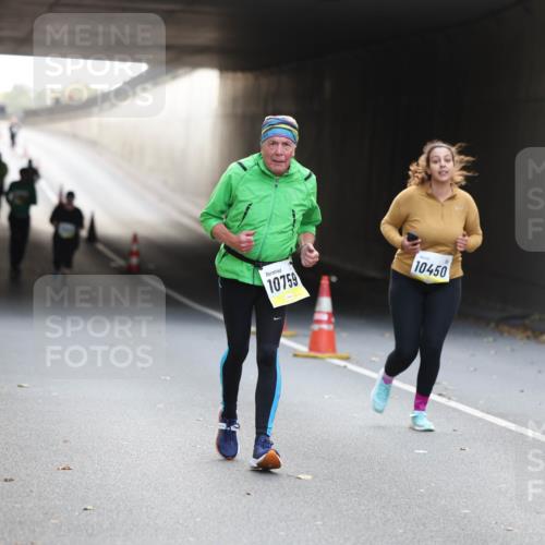 05.10.2025 - 20. swb-Marathon Bremen Michael Strokosch http://msf.ph/oto/9208768 05.10.2025 11:09:18 Laufen 10759, 10450 meine-sportfotos.de