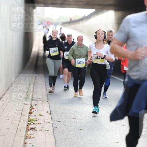 05.10.2025 - 20. swb-Marathon Bremen Michael Strokosch http://msf.ph/oto/9208784 05.10.2025 11:06:46 Laufen 11068, 10115, 11332 meine-sportfotos.de