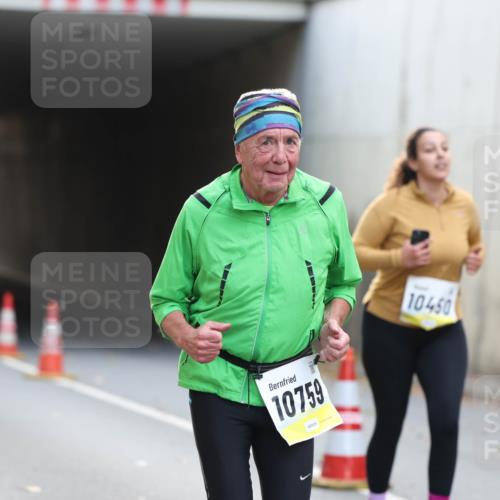 05.10.2025 - 20. swb-Marathon Bremen Michael Strokosch http://msf.ph/oto/9208787 05.10.2025 11:09:21 Laufen 10759, 10450 meine-sportfotos.de