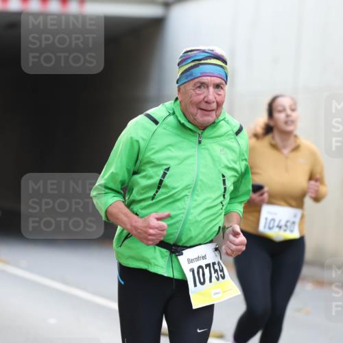 05.10.2025 - 20. swb-Marathon Bremen Michael Strokosch http://msf.ph/oto/9208789 05.10.2025 11:09:21 Laufen 10759, 10450 meine-sportfotos.de