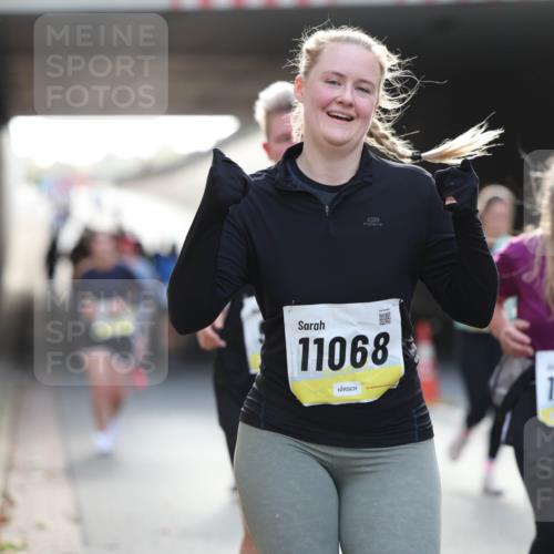 05.10.2025 - 20. swb-Marathon Bremen Michael Strokosch http://msf.ph/oto/9208819 05.10.2025 11:06:52 Laufen 11068, 11539 meine-sportfotos.de