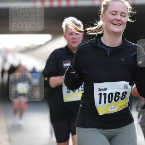 05.10.2025 - 20. swb-Marathon Bremen Michael Strokosch http://msf.ph/oto/9208822 05.10.2025 11:06:52 Laufen 11068, 11539 meine-sportfotos.de