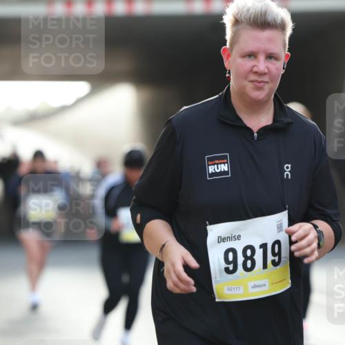 05.10.2025 - 20. swb-Marathon Bremen Michael Strokosch http://msf.ph/oto/9208826 05.10.2025 11:06:53 Laufen 9819, 02177 meine-sportfotos.de