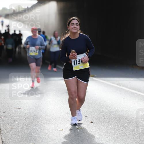 05.10.2025 - 20. swb-Marathon Bremen Michael Strokosch http://msf.ph/oto/9208842 05.10.2025 11:06:56 Laufen 8342, 1134 meine-sportfotos.de