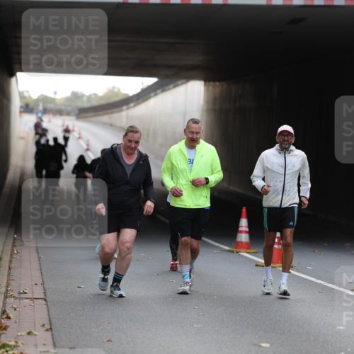05.10.2025 - 20. swb-Marathon Bremen Michael Strokosch http://msf.ph/oto/9208851 05.10.2025 11:09:44 Laufen 31 meine-sportfotos.de