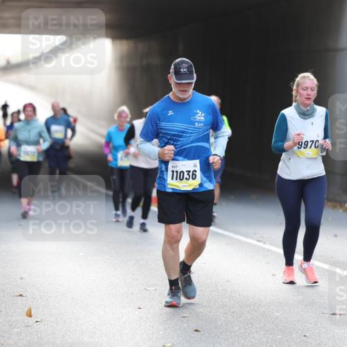 05.10.2025 - 20. swb-Marathon Bremen Michael Strokosch http://msf.ph/oto/9208875 05.10.2025 11:07:03 Laufen 9970, 11036 meine-sportfotos.de