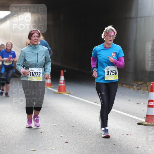 05.10.2025 - 20. swb-Marathon Bremen Michael Strokosch http://msf.ph/oto/9208889 05.10.2025 11:07:09 Laufen 11607, 11072, 9756 meine-sportfotos.de