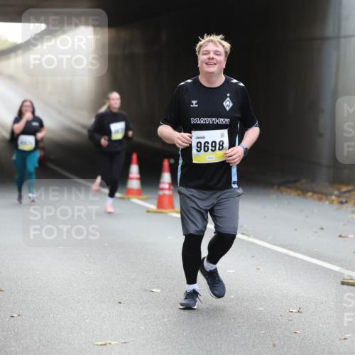 05.10.2025 - 20. swb-Marathon Bremen Michael Strokosch http://msf.ph/oto/9208897 05.10.2025 11:09:54 Laufen 9698 meine-sportfotos.de