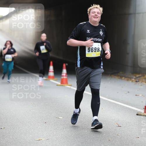 05.10.2025 - 20. swb-Marathon Bremen Michael Strokosch http://msf.ph/oto/9208899 05.10.2025 11:09:54 Laufen 9698 meine-sportfotos.de