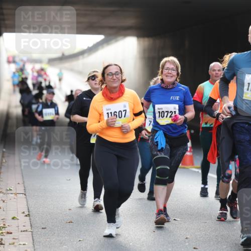 05.10.2025 - 20. swb-Marathon Bremen Michael Strokosch http://msf.ph/oto/9208914 05.10.2025 11:07:13 Laufen 116, 11607, 7, 1072 meine-sportfotos.de