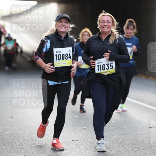 05.10.2025 - 20. swb-Marathon Bremen Michael Strokosch http://msf.ph/oto/9208957 05.10.2025 11:07:21 Laufen 10984, 01890, 11635 meine-sportfotos.de