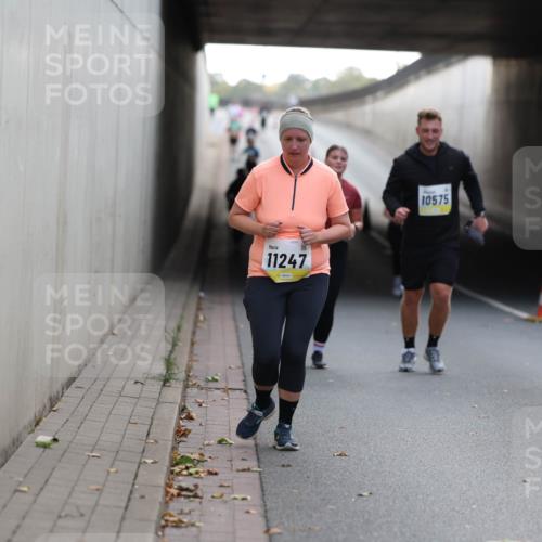 05.10.2025 - 20. swb-Marathon Bremen Michael Strokosch http://msf.ph/oto/9208960 05.10.2025 11:10:12 Laufen 11247, 10575 meine-sportfotos.de