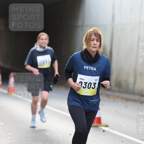 05.10.2025 - 20. swb-Marathon Bremen Michael Strokosch http://msf.ph/oto/9208966 05.10.2025 11:07:23 Laufen 11653, 3303, 144 meine-sportfotos.de
