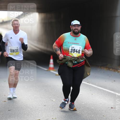 05.10.2025 - 20. swb-Marathon Bremen Michael Strokosch http://msf.ph/oto/9208978 05.10.2025 11:07:30 Laufen 10831, 20, 9946 meine-sportfotos.de