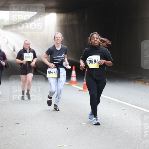05.10.2025 - 20. swb-Marathon Bremen Michael Strokosch http://msf.ph/oto/9208991 05.10.2025 11:10:24 Laufen 11082, 2024, 10994, 10472 meine-sportfotos.de