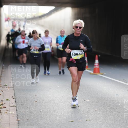 05.10.2025 - 20. swb-Marathon Bremen Michael Strokosch http://msf.ph/oto/9208992 05.10.2025 11:07:35 Laufen 10647 meine-sportfotos.de
