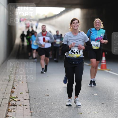 05.10.2025 - 20. swb-Marathon Bremen Michael Strokosch http://msf.ph/oto/9209016 05.10.2025 11:07:39 Laufen 9441, 1555 meine-sportfotos.de
