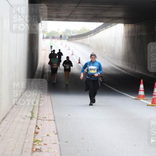 05.10.2025 - 20. swb-Marathon Bremen Michael Strokosch http://msf.ph/oto/9209020 05.10.2025 11:10:40 Laufen 9348 meine-sportfotos.de