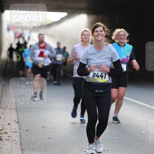05.10.2025 - 20. swb-Marathon Bremen Michael Strokosch http://msf.ph/oto/9209023 05.10.2025 11:07:39 Laufen 9441 meine-sportfotos.de
