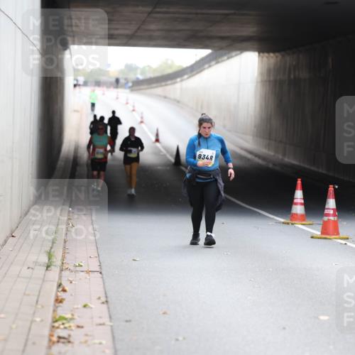 05.10.2025 - 20. swb-Marathon Bremen Michael Strokosch http://msf.ph/oto/9209030 05.10.2025 11:10:41 Laufen 9348 meine-sportfotos.de