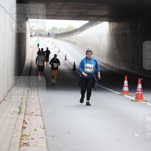 05.10.2025 - 20. swb-Marathon Bremen Michael Strokosch http://msf.ph/oto/9209031 05.10.2025 11:10:41 Laufen 9348 meine-sportfotos.de