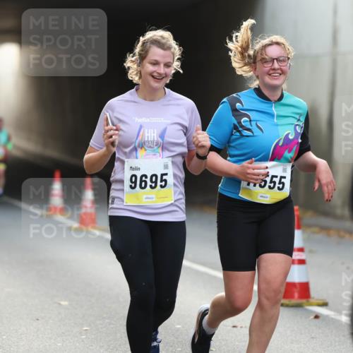05.10.2025 - 20. swb-Marathon Bremen Michael Strokosch http://msf.ph/oto/9209032 05.10.2025 11:07:42 Laufen 10602, 9695, 355, 9 meine-sportfotos.de