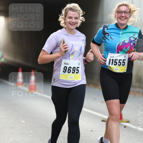 05.10.2025 - 20. swb-Marathon Bremen Michael Strokosch http://msf.ph/oto/9209034 05.10.2025 11:07:42 Laufen 11555, 10602, 9695 meine-sportfotos.de