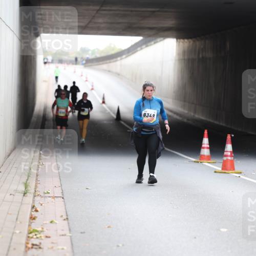 05.10.2025 - 20. swb-Marathon Bremen Michael Strokosch http://msf.ph/oto/9209035 05.10.2025 11:10:42 Laufen 9348 meine-sportfotos.de