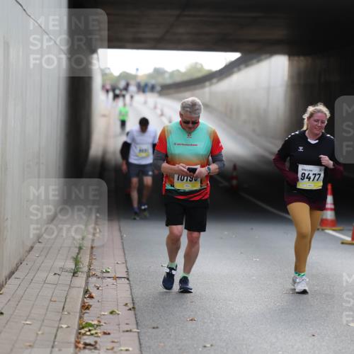 05.10.2025 - 20. swb-Marathon Bremen Michael Strokosch http://msf.ph/oto/9209048 05.10.2025 11:10:53 Laufen 20, 10190, 9477 meine-sportfotos.de