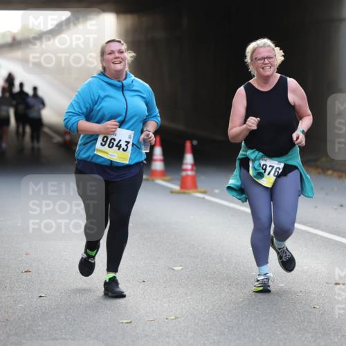 05.10.2025 - 20. swb-Marathon Bremen Michael Strokosch http://msf.ph/oto/9209133 05.10.2025 11:08:08 Laufen 9643, 976 meine-sportfotos.de