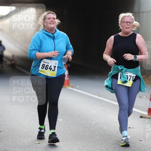05.10.2025 - 20. swb-Marathon Bremen Michael Strokosch http://msf.ph/oto/9209140 05.10.2025 11:08:09 Laufen 9643, 1376 meine-sportfotos.de