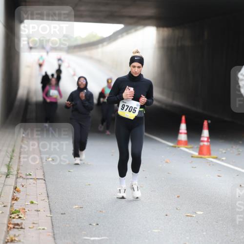 05.10.2025 - 20. swb-Marathon Bremen Michael Strokosch http://msf.ph/oto/9209145 05.10.2025 11:11:50 Laufen 9705, 10488 meine-sportfotos.de