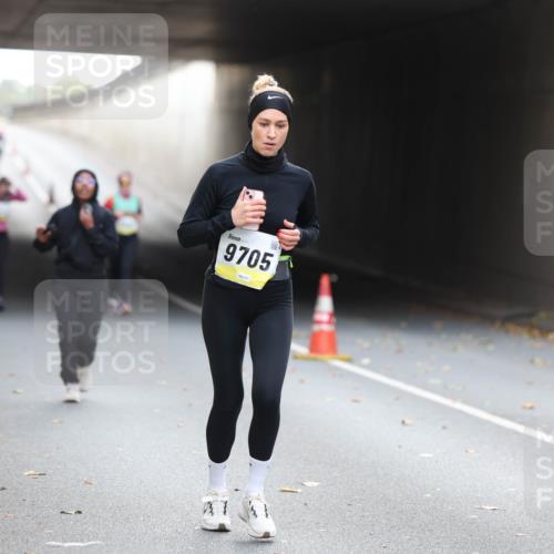 05.10.2025 - 20. swb-Marathon Bremen Michael Strokosch http://msf.ph/oto/9209153 05.10.2025 11:11:52 Laufen 9705, 109 meine-sportfotos.de