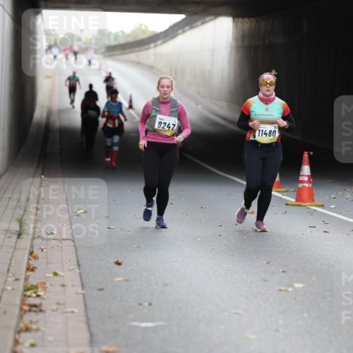 05.10.2025 - 20. swb-Marathon Bremen Michael Strokosch http://msf.ph/oto/9209165 05.10.2025 11:11:59 Laufen 9247, 11480 meine-sportfotos.de