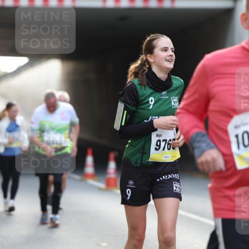 05.10.2025 - 20. swb-Marathon Bremen Michael Strokosch http://msf.ph/oto/9209181 05.10.2025 11:08:28 Laufen 9, 976, 10340 meine-sportfotos.de