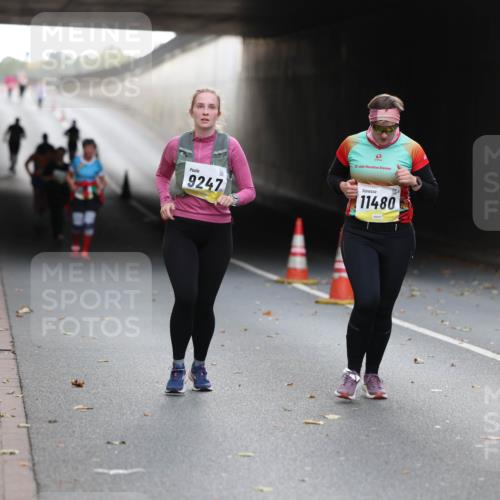 05.10.2025 - 20. swb-Marathon Bremen Michael Strokosch http://msf.ph/oto/9209187 05.10.2025 11:12:01 Laufen 9247, 21, 11480 meine-sportfotos.de