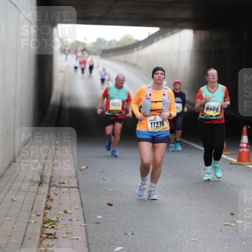 05.10.2025 - 20. swb-Marathon Bremen Michael Strokosch http://msf.ph/oto/9209203 05.10.2025 11:12:20 Laufen 10613, 11216, 9408 meine-sportfotos.de