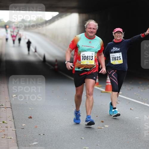 05.10.2025 - 20. swb-Marathon Bremen Michael Strokosch http://msf.ph/oto/9209220 05.10.2025 11:12:26 Laufen 20, 10613, 11625 meine-sportfotos.de