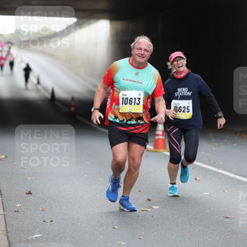 05.10.2025 - 20. swb-Marathon Bremen Michael Strokosch http://msf.ph/oto/9209221 05.10.2025 11:12:26 Laufen 20, 10613, 625 meine-sportfotos.de