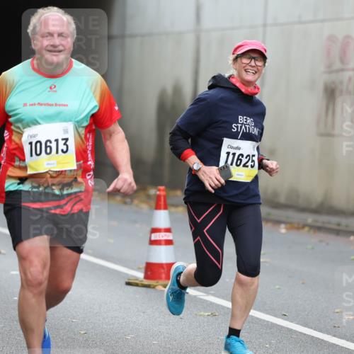 05.10.2025 - 20. swb-Marathon Bremen Michael Strokosch http://msf.ph/oto/9209228 05.10.2025 11:12:28 Laufen 20, 10613, 11625 meine-sportfotos.de